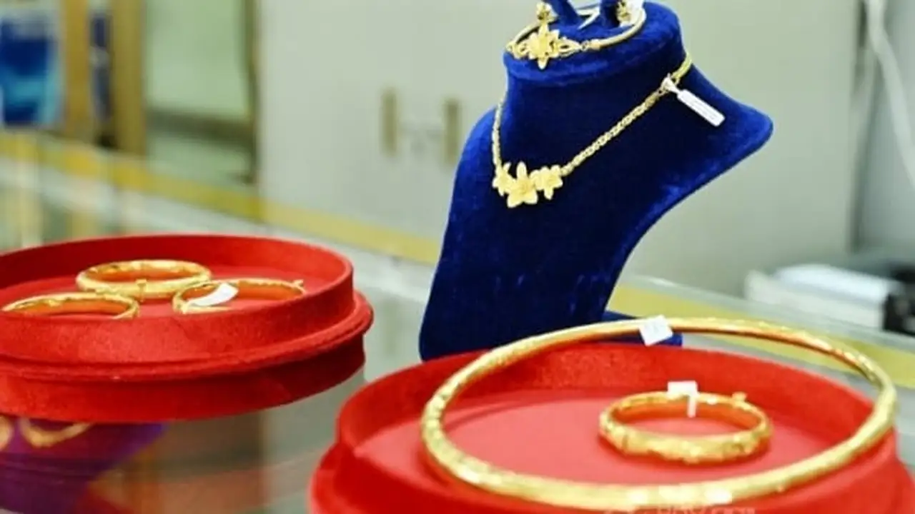 تراجع ملحوظ في أسعار سبائك ومشغولات الذهب لدى شركة SJC للذهب